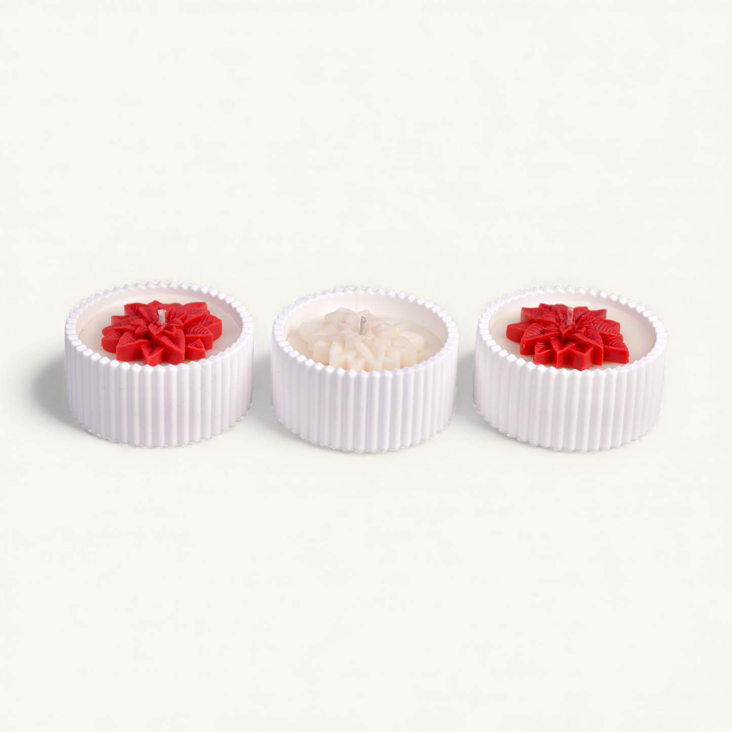 FLEURS ÉTOILÉES - Set de 3 bougies de Noël Parfumées